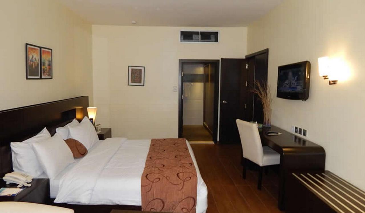 Room In Lodge - Hotel Presidential Port Harcourt Luaran gambar