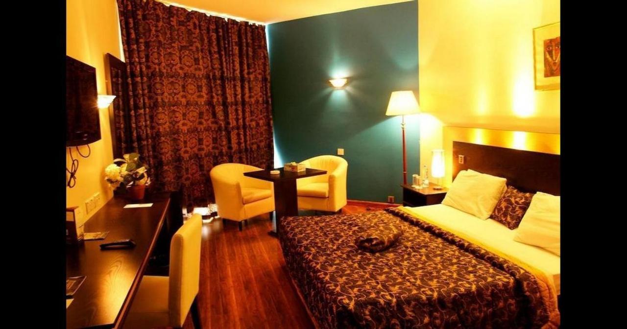 Room In Lodge - Hotel Presidential Port Harcourt Luaran gambar