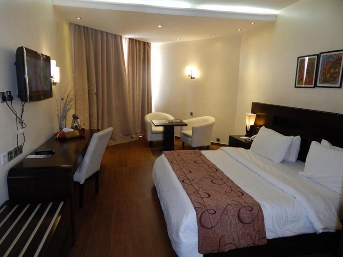 Room In Lodge - Hotel Presidential Port Harcourt Luaran gambar