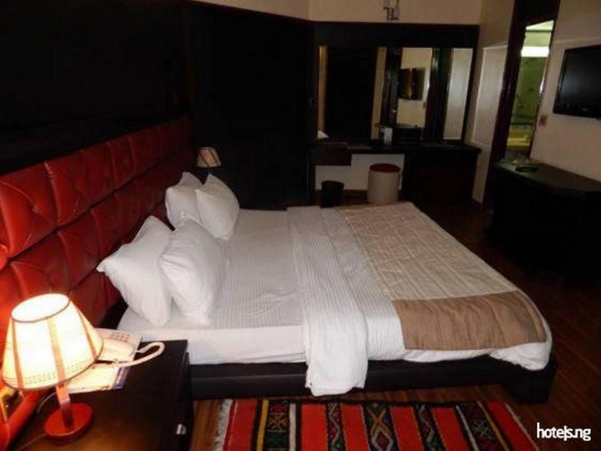 Room In Lodge - Hotel Presidential Port Harcourt Luaran gambar