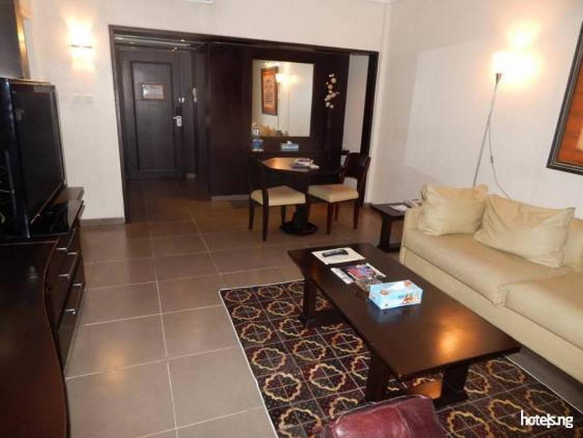 Room In Lodge - Hotel Presidential Port Harcourt Luaran gambar